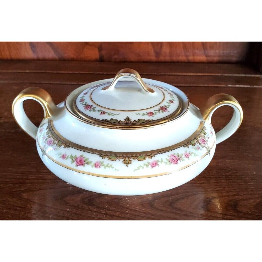 Theodore Haviland Sugar Bowl with Lid Limoges France Schleiger 618  Discontinued